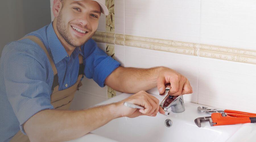 Handle or spout repair in Collins, OH